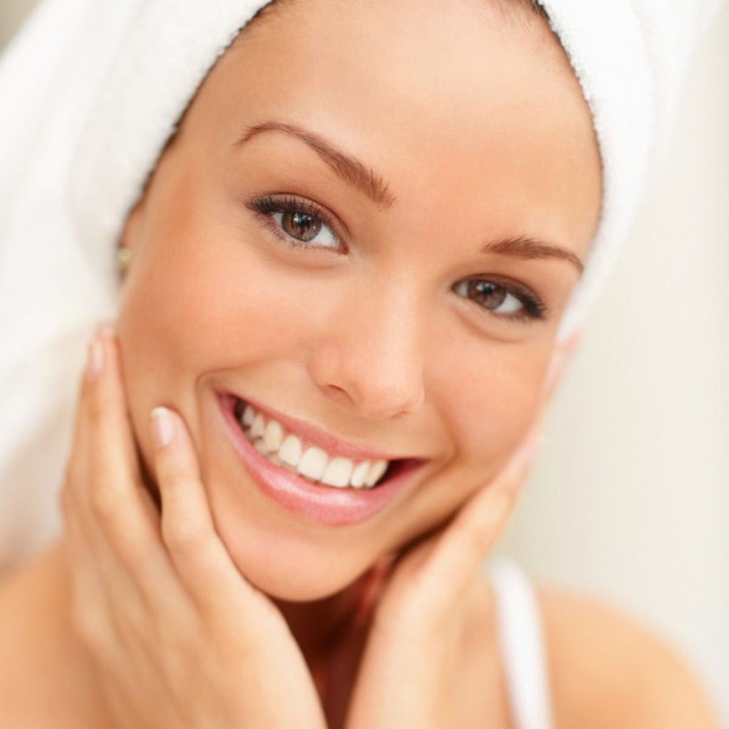 Kit Dia A Dia Hidratante + Esfoliante Labotrat - Cereja