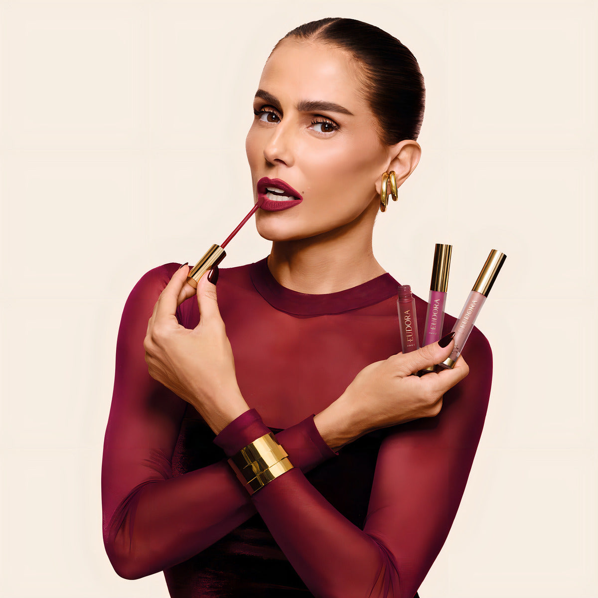 Batom Matte Supreme Bordô – Efeito Aveludado e Longa Duração